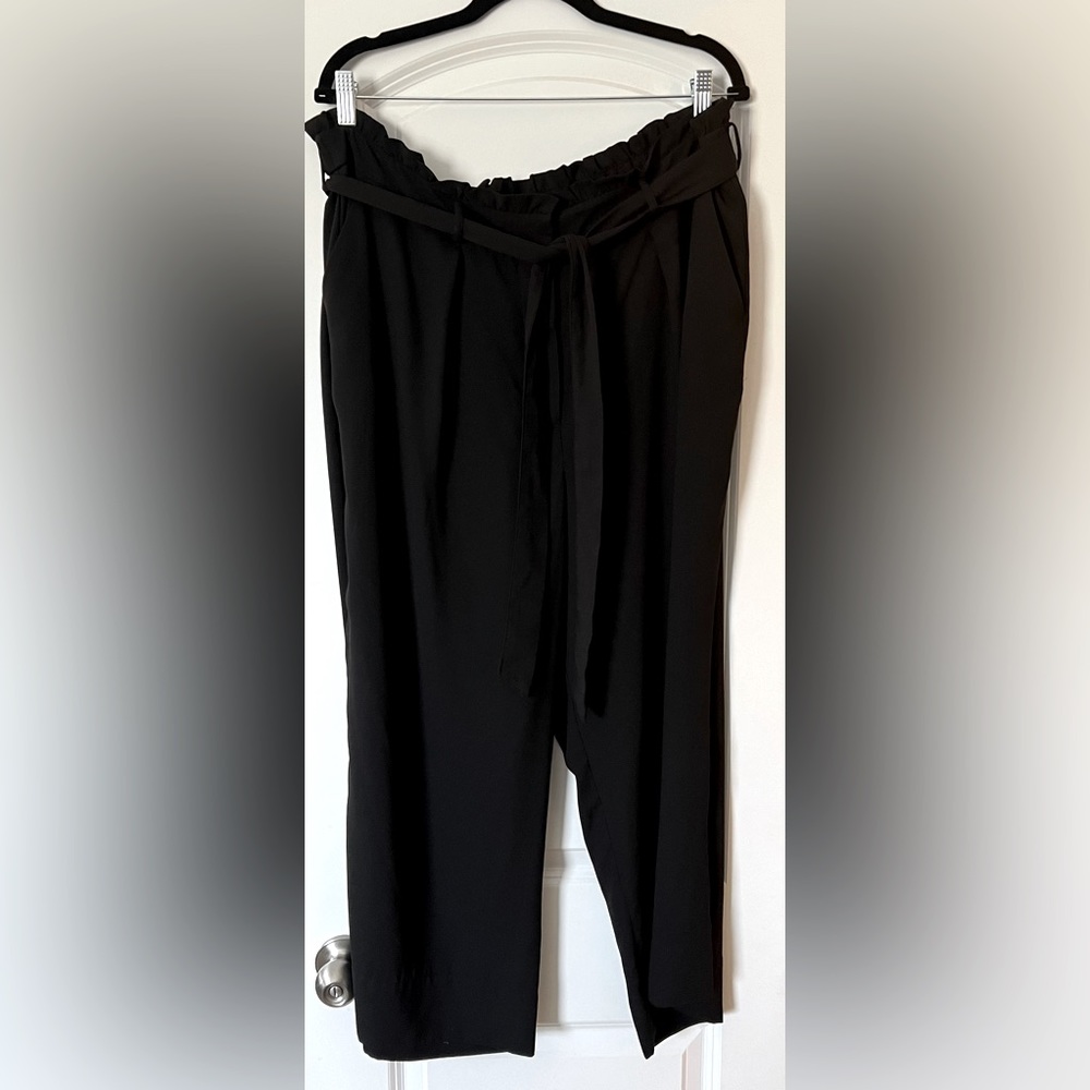 Lauren Conrad, women’s cropped wide leg pant, EUC, XXL